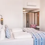 Otel Yachtclub