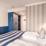 Otel Yachtclub Timmendorfer Strand