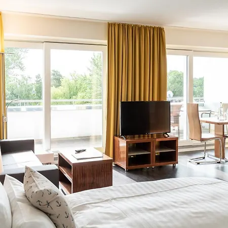 Hotell Yachtclub 4*