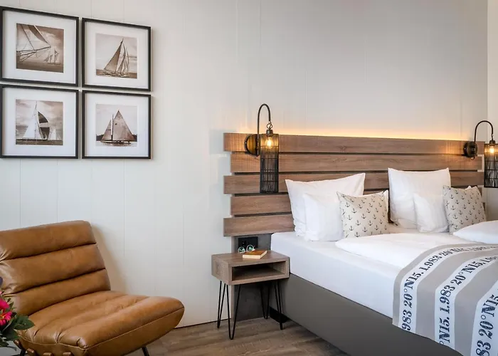 Hotell Yachtclub 4*