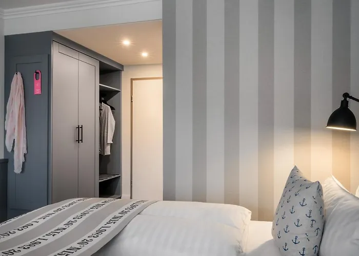 Hotell Yachtclub 4*